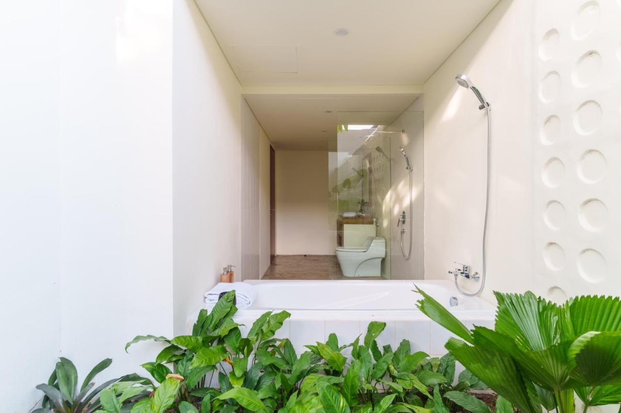 Ayom Suite Mataram Extérieur photo